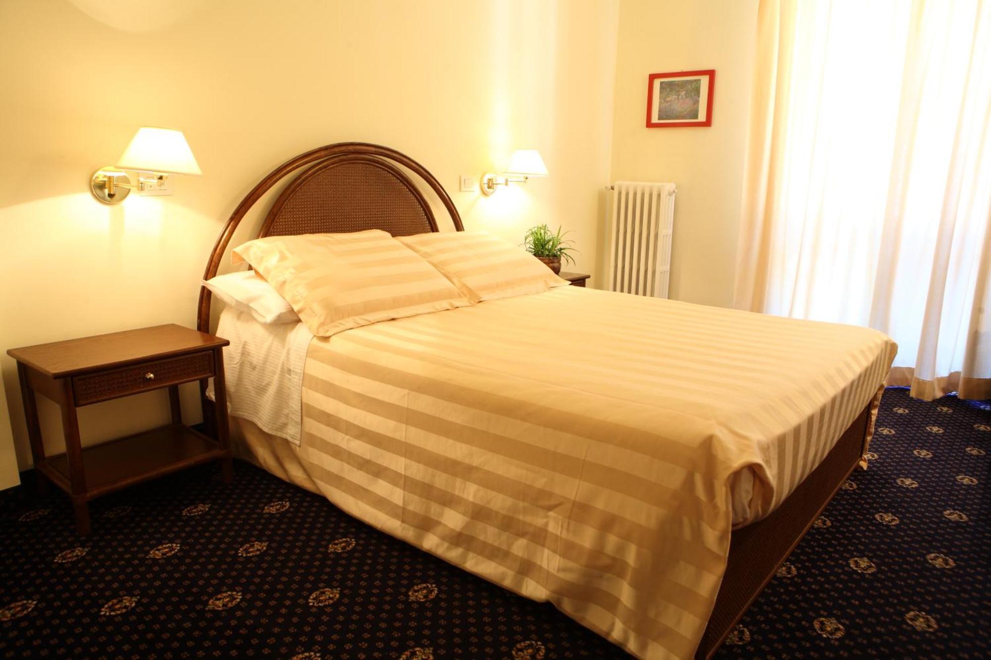 Hotel Residence Valverde Gressoney-La-Trinite Bagian luar foto